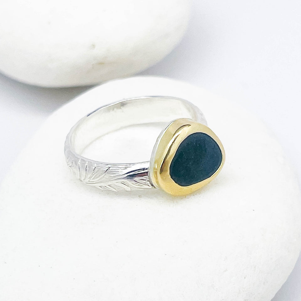 Sterling Silver/18k Basalt Ring Size 7 - Transformation Talisman