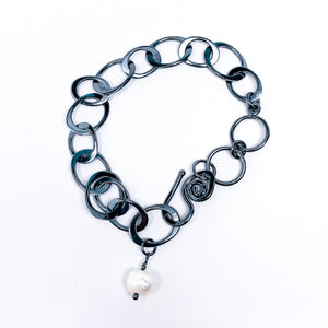 Gunmetal Sterling Silver Chunky Chain Bracelet with Pearl