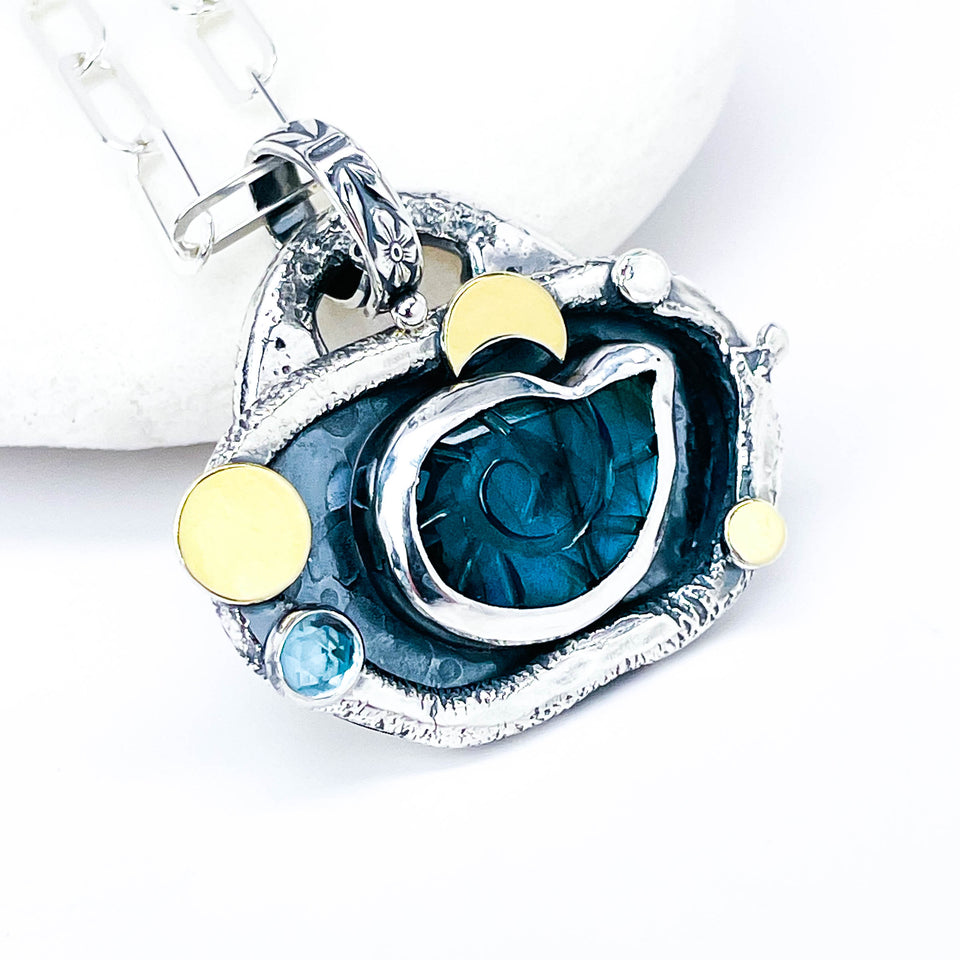 Silver Labradorite Shell Pendant | Moonlit Tide Shell Talisman