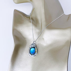Aurora Crystal Lotus Necklace - Enlightement Talisman
