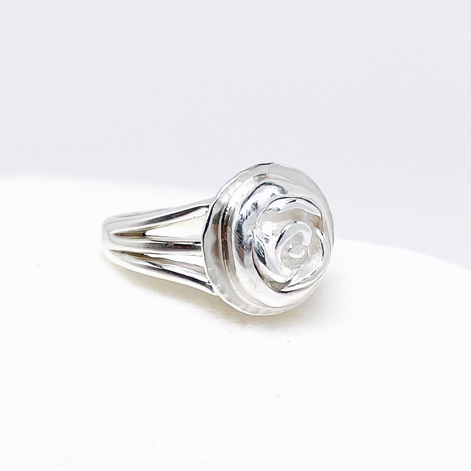 Sterling Silver Rose Ring Size 6