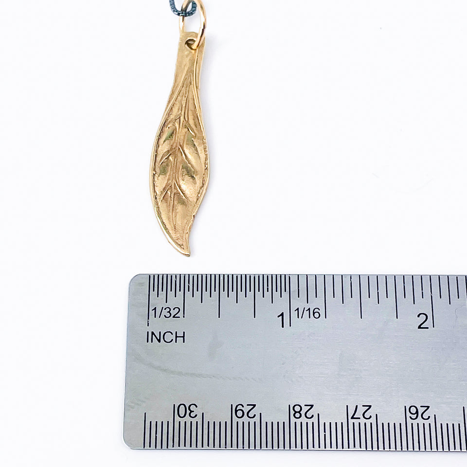 Bronze Leaf Pendant – Whispers of the Forest