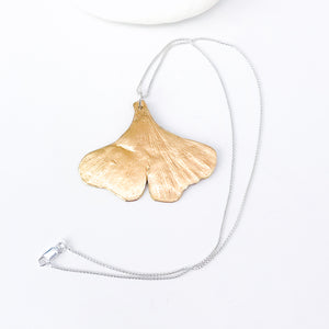 Bronze Ginkgo Leaf Pendant – Ancient Grace Talisman