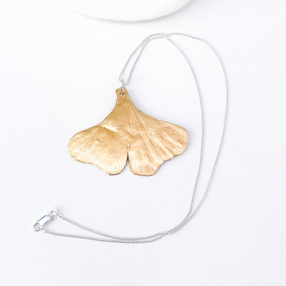 Bronze Ginkgo Leaf Pendant – Ancient Grace Talisman