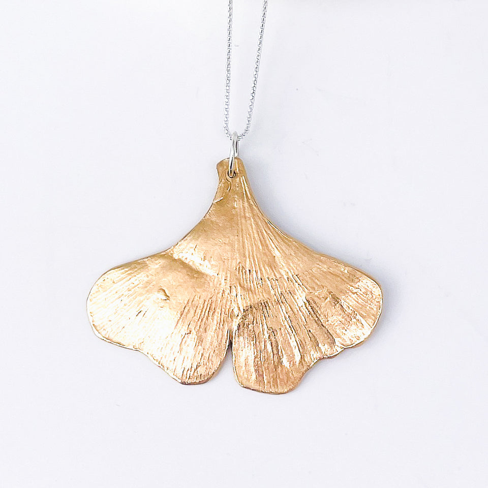 Bronze Ginkgo Leaf Pendant – Ancient Grace Talisman