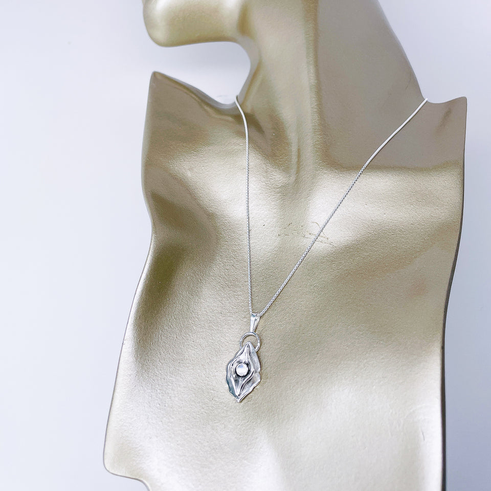 Sterling Silver Divine Feminine Pendant Necklace - DawnsArtisanJewelry.com